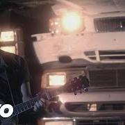 Il testo HELLO GOODBYE di TYLER FARR è presente anche nell'album Redneck crazy (2013)