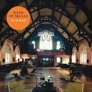 Il testo LITTLE MAMMA dei BAND OF SKULLS è presente anche nell'album By default (2016)