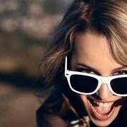 Il testo TEMPERAMENTAL LOVE di BRIDGIT MENDLER è presente anche nell'album Bridgit mendler (2018)