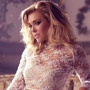 Il testo STAND BY YOU di RACHEL PLATTEN è presente anche nell'album Wildfire (2016)