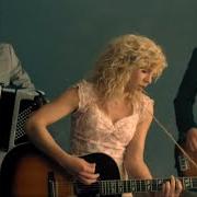 Il testo MISS YOU BEING GONE dei THE BAND PERRY è presente anche nell'album The band perry (2010)
