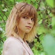 Il testo WAKING UP SLOW di GABRIELLE APLIN è presente anche nell'album Avalon (2017)