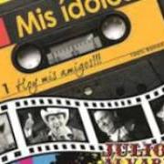 Il testo ESOS OJITOS NEGROS di JULION ALVAREZ è presente anche nell'album Mis ídolos, hoy mis amigos (2016)