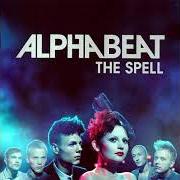 Il testo HOLE IN MY HEART degli ALPHABEAT è presente anche nell'album The spell (2009)