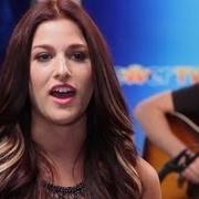 Il testo ONE SONG AWAY di CASSADEE POPE è presente anche nell'album Frame by frame (2013)