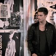 Il testo 79 CLINTON STREET di BASTIAN BAKER è presente anche nell'album 79 clinton street (2013)