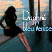 Il testo 2 VENISE SOUS LA NEIGE di DAPHNÉ è presente anche nell'album Bleu venise (2011)