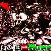 Il testo DAMNED AND MUMMIFIED degli ABSCESS è presente anche nell'album Damned and mummified (2004)