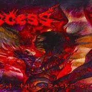 Il testo THROUGH THE CRACKS OF DEATH degli ABSCESS è presente anche nell'album Through the cracks of death (2002)