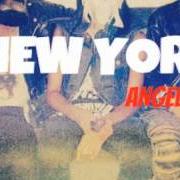Il testo WERKIN' GIRLS di ANGEL HAZE è presente anche nell'album New york ep (2012)