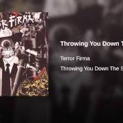 Il testo THESE MOMUMENTS WILL BURN di TERROR FIRMA è presente anche nell'album Throwing you down the stairs (2006)