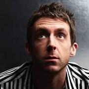 Il testo COLD LIGHT OF THE DAY di MILES KANE è presente anche nell'album Coup de grace (2018)