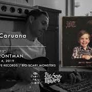 Il testo I LOVE YOU, PLEASE WATCH OVER US di VINNIE CARUANA è presente anche nell'album Aging frontman (2019)