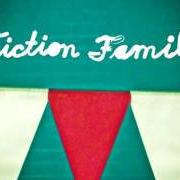 Il testo THROW IT AWAY dei FICTION FAMILY è presente anche nell'album Fiction family (2009)