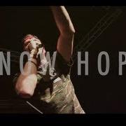 Il testo HOLE HEARTED di THE COLOR MORALE è presente anche nell'album Know hope (2013)