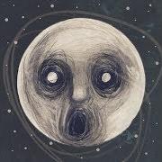 Il testo THE PIN DROP di STEVEN WILSON è presente anche nell'album The raven that refused to sing (2013)