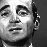 Il testo LE PALAIS DE NOS CHIMERES di CHARLES AZNAVOUR è presente anche nell'album Hier encore (1964)