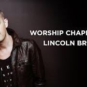 Il testo CAUGHT IN THE MOMENT di LINCOLN BREWSTE è presente anche nell'album Live to worship (2000)