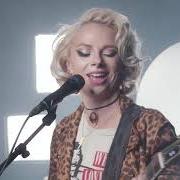 Il testo TWISTED AMBITION di SAMANTHA FISH è presente anche nell'album Faster (2021)