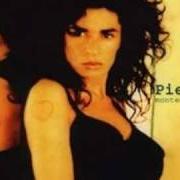 Il testo MARUZZELLA di PIETRA MONTECORVINO è presente anche nell'album Napoli mediterranea (2004)
