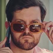 Il testo BOMBOCLAT (LIGHT IT UP) di DILLON FRANCIS è presente anche nell'album Magic is real (2019)