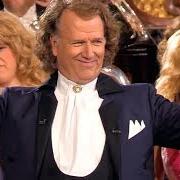 Il testo THE FIRST NOEL - IL EST NE, LE DIVIN ENFANT DING DONG! MERRILY ON HIGH di ANDRÉ RIEU è presente anche nell'album Merry christmas, valses et chansons populaires (2008)