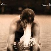 Il testo TRUST di HALF MOON RUN è presente anche nell'album Sun leads me on (2015)