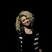 Il testo EXPENSIVE (DAYE JACK) di TORI KELLY è presente anche nell'album Unbreakable smile (2015)