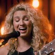 Il testo COFFEE di TORI KELLY è presente anche nell'album Inspired by true events (2019)