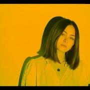 Il testo LOVE FOR THE LONELY di JASMINE THOMPSON è presente anche nell'album Love for the lonely (2020)