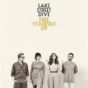 Il testo BABY DON'T LEAVE ME ALONE WITH MY THOUGHTS dei LAKE STREET DIVE è presente anche nell'album Free yourself up (2018)