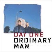 Il testo WAITING FOR A BREAK dei DAY ONE è presente anche nell'album Ordinary man (2000)