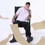 Il testo CHE FAI STASERA di CLEMENTINO è presente anche nell'album Grande anima (2025)