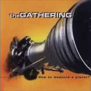 Il testo MAROONED di THE GATHERING è presente anche nell'album How to measure a planet ? (1998)