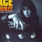 Il testo FIVE CARD STUD di ACE FREHLEY è presente anche nell'album Trouble walkin (1989)