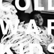 Il testo GOLDEN GATE JUMPERS dei COLD WAR KIDS è presente anche nell'album Loyalty to loyalty (2008)