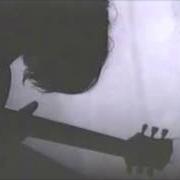 Il testo BEA'S SONG (RIVER SONG TRILOGY: PART II) dei COWBOY JUNKIES è presente anche nell'album Lay it down (1996)