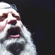 Il testo BLEEDING FROM EVERY HOLE dei CROWBAR è presente anche nell'album Zero and below (2022)