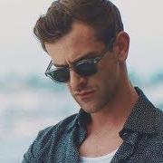 Il testo BILLION FACES di JOSEF SALVAT è presente anche nell'album Islands (2022)