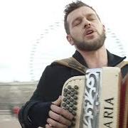 Il testo UN HOMME DEBOUT di CLAUDIO CAPÉO è presente anche nell'album Un homme debout (2016)