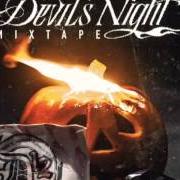 Il testo FIGHT MUSIC di D12 è presente anche nell'album Devil night (2001)