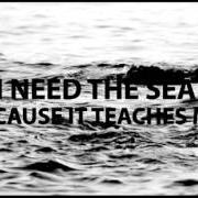 Il testo LITTLE PAPER PLANE di JACK JASELLI è presente anche nell'album I need the sea because it teaches me (2014)