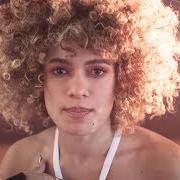 Il testo YOURS di STARLEY è presente anche nell'album One of one (2020)