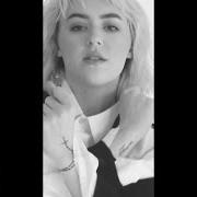 Il testo COME THIS FAR di CHLOE KOHANSKI è presente anche nell'album Come this far (2018)