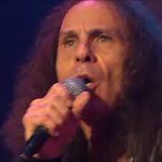 Il testo GATES OF BABYLON di RONNIE JAMES DIO è presente anche nell'album Holy diver live (2006)