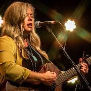 Il testo DOG GETTIN' BLUES di COURTNEY PATTON è presente anche nell'album Electrostatic (2022)