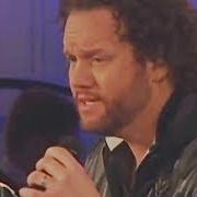 Il testo I HEARD THE BELLS ON CHRISTMAS DAY di DAVID PHELPS è presente anche nell'album Joy, joy (2005)