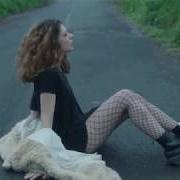Il testo DÉMODÉ di GAZZELLE è presente anche nell'album Megasuperbattito (2018)