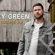 Il testo THERE WAS THIS GIRL di RILEY GREEN è presente anche nell'album In a truck right now (2018)