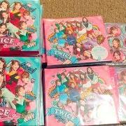 Il testo CANDY POP di TWICE è presente anche nell'album Candy pop (2018)